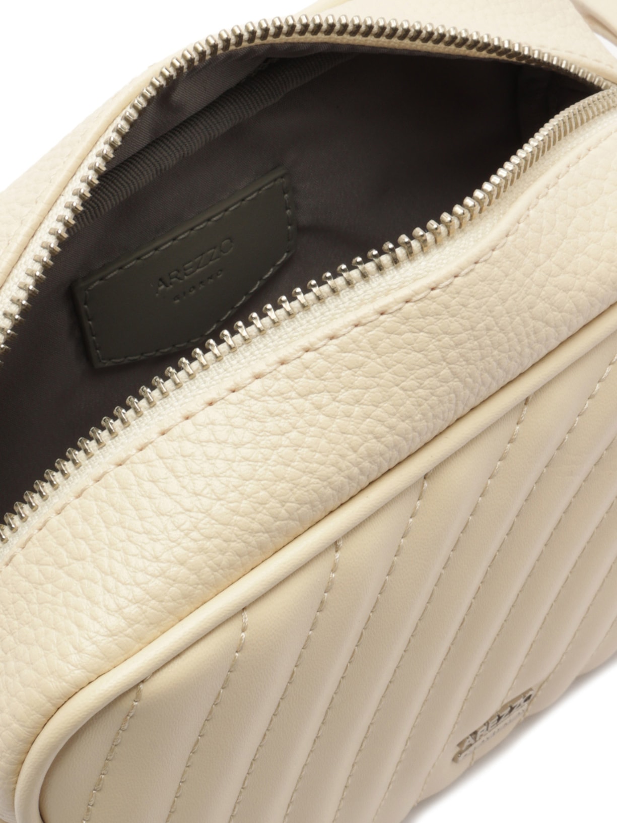 Bolsa Feminina Tiracolo Elisa Pequena Matelassê Branco Arezzo