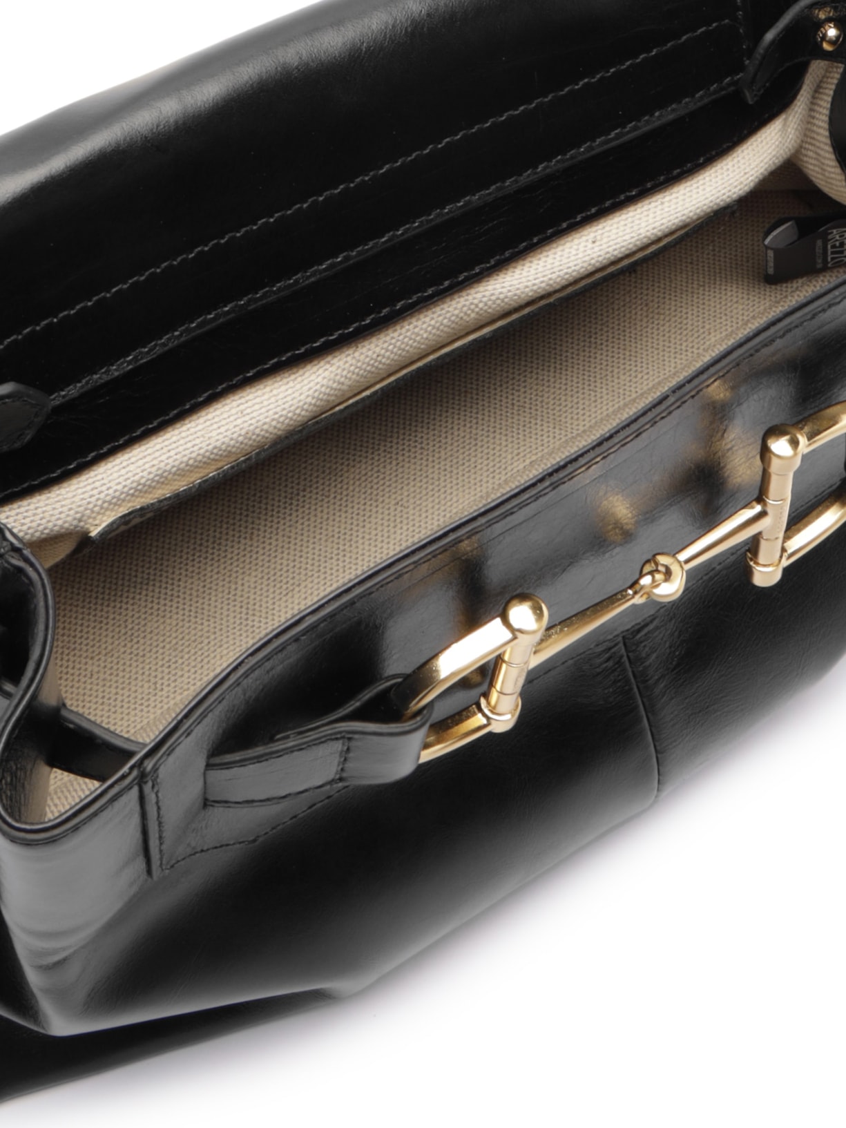 Bolsa Feminina Tiracolo Preta Couro Média Bridão Preto Arezzo