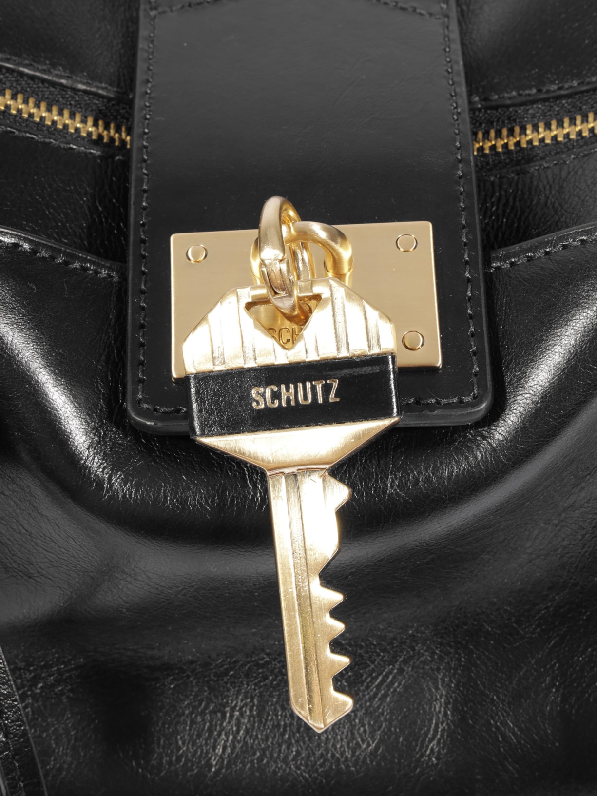 Bolsa Feminina Tote The Secret Couro Preto Schutz