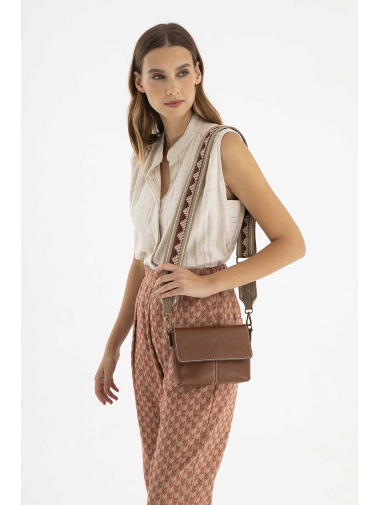 Bolsa Roma Pinhão Cabana Crafts