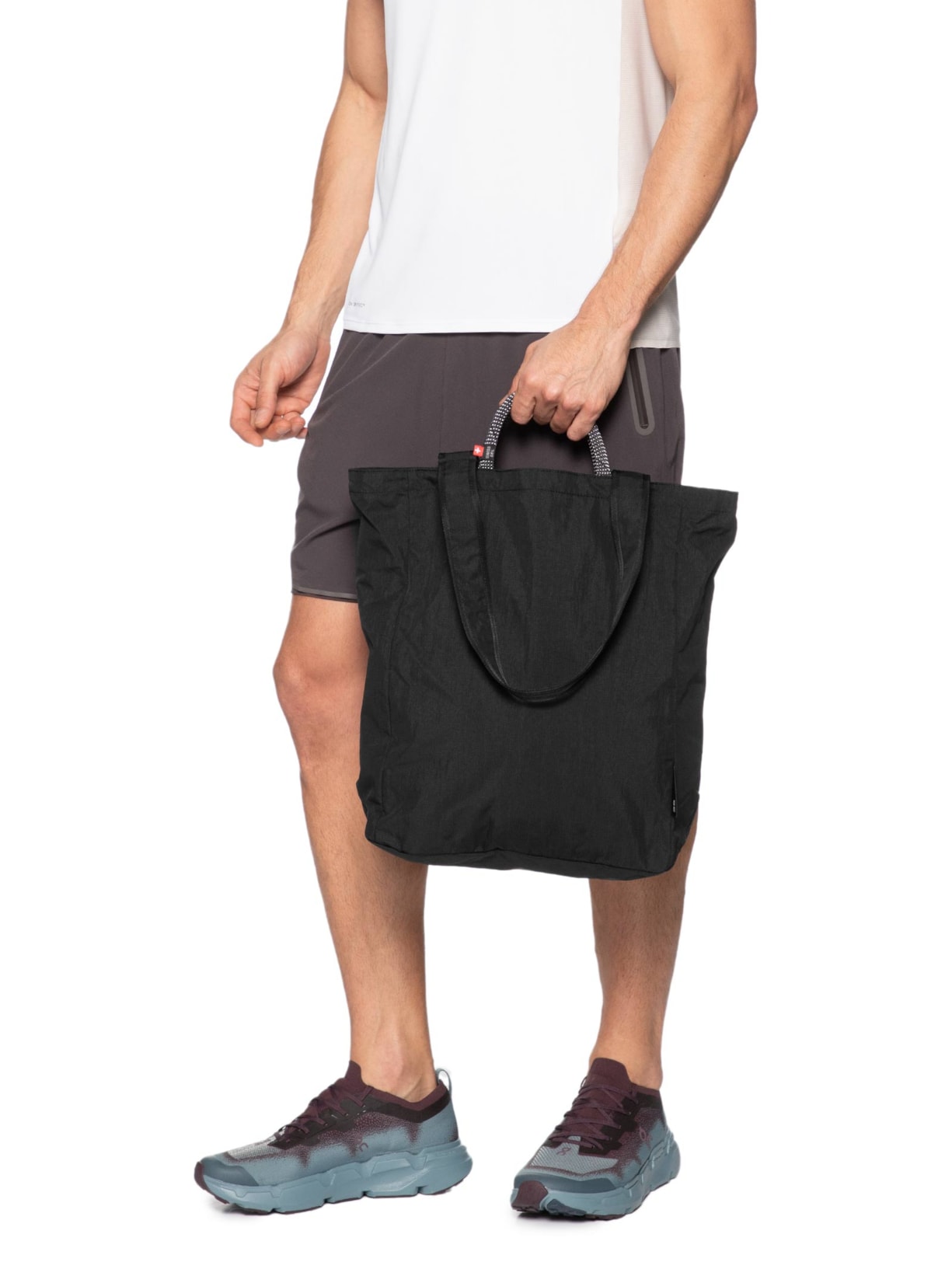 Bolsa Unissex Tote Pack 25L Preto On Running