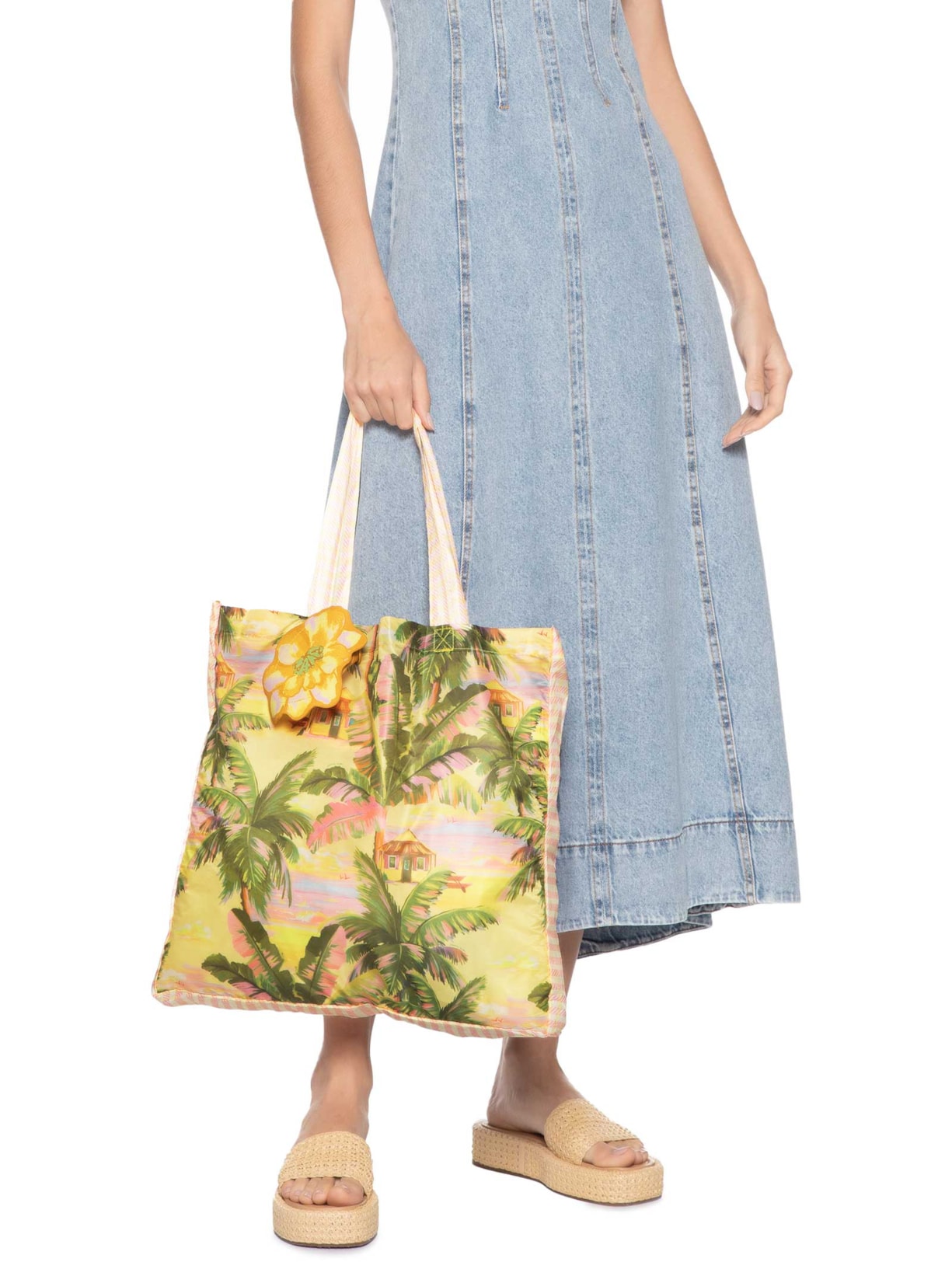 Bolsinha Me Leva Folhagem Amarelo Farm Etc