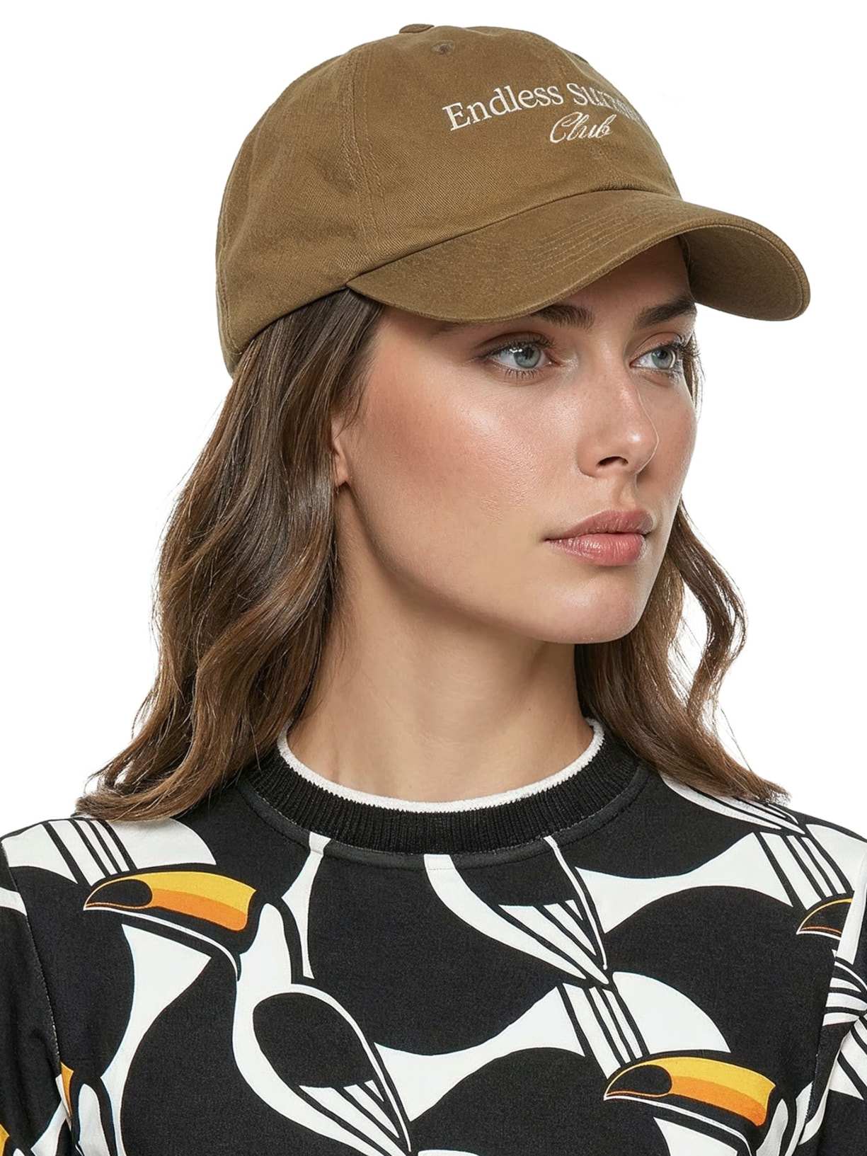 Boné Feminino 6 Gomos Tinturado Liso Julia P Marrom Shop2gether | C6 Bank