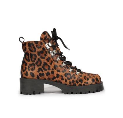 Bota Feminina Coturno Cano Baixo - Animal Print