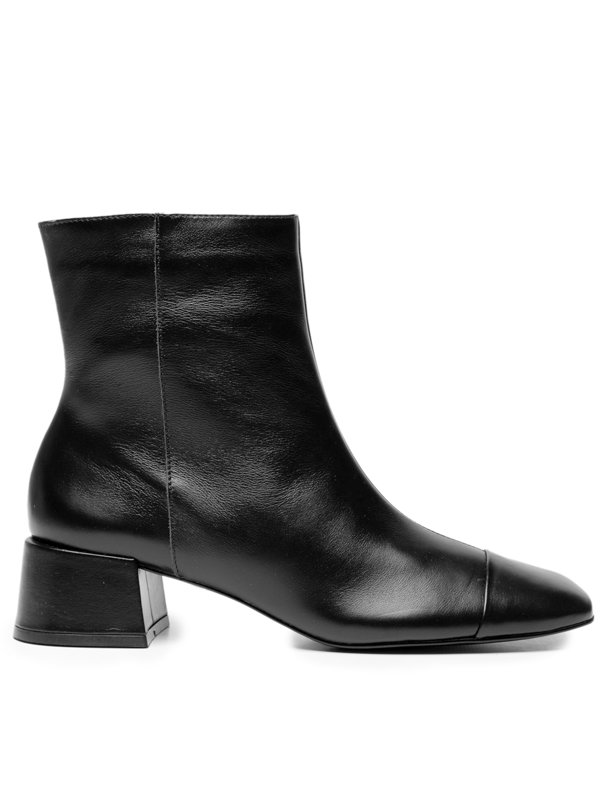 Bota Feminina Couro Básica - Preto