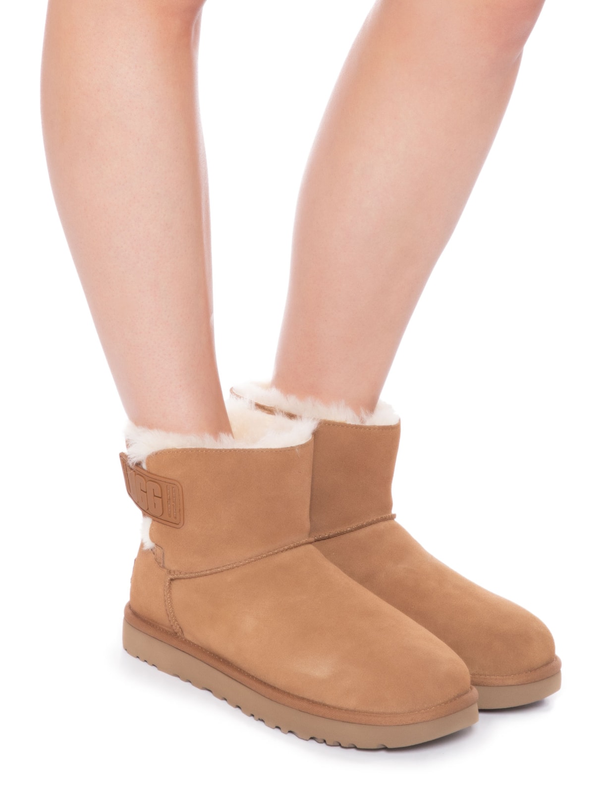 Bota Feminina Mini Bailey Logo Strap Marrom Ugg