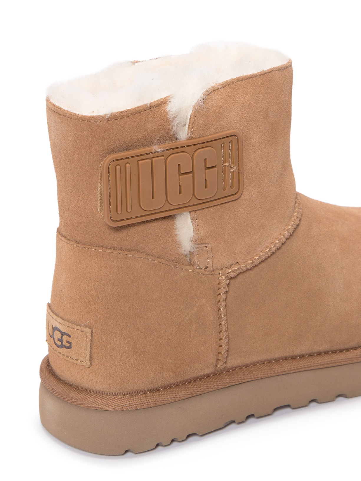 Bota Feminina Mini Bailey Logo Strap Marrom Ugg