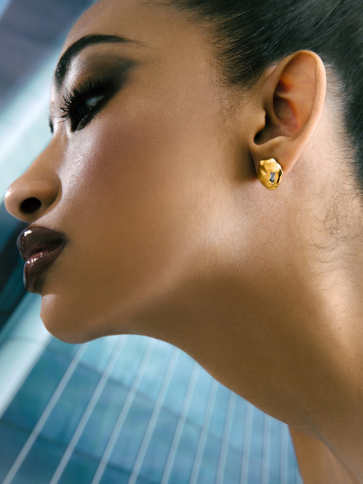 Brinco Feminino Emilie Em Metal Ouro Vehr