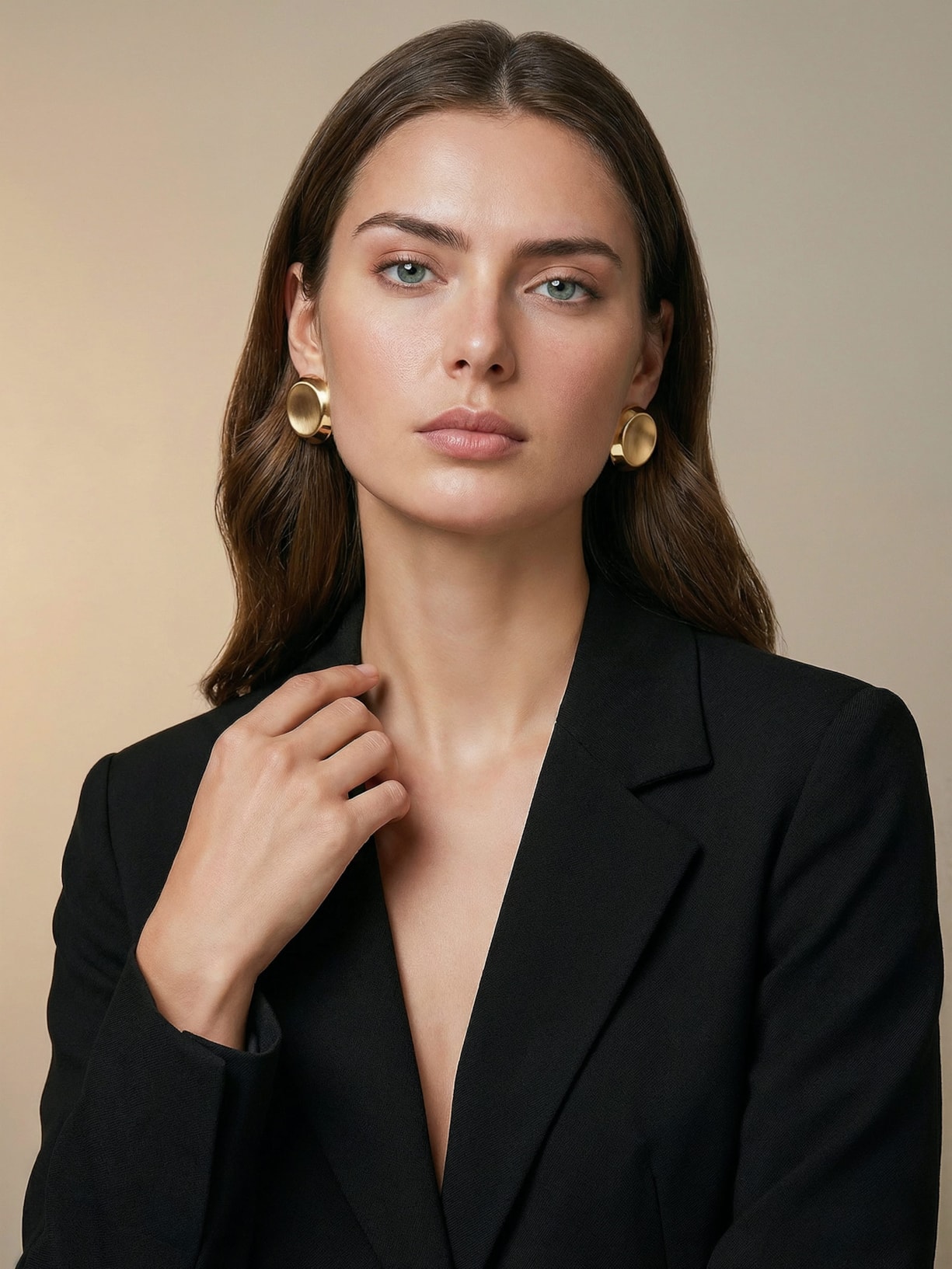 Brinco Feminino Redondo Em Metal Fosco Dourado '2Essential