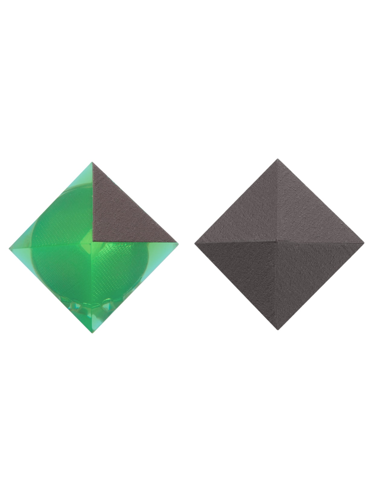 Brinco Pirâmide - Verde