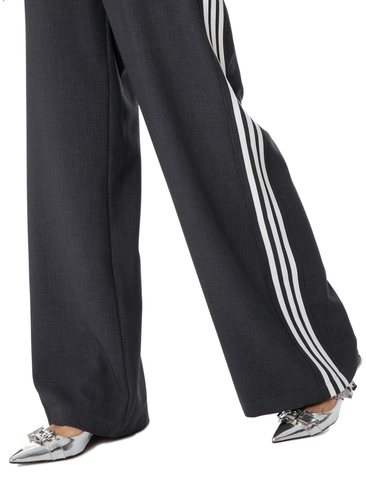 Calça Feminina Alfaiataria adidas X FORUM Cinza