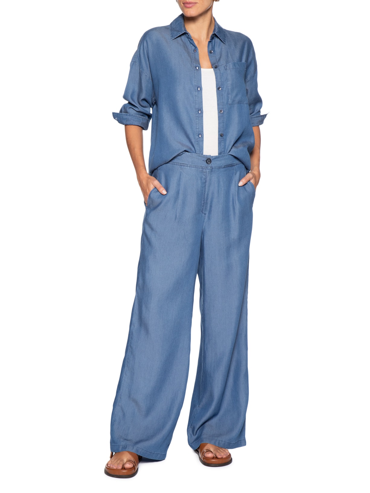 Calça Feminina Ampla Com Pregas Azul Basiq