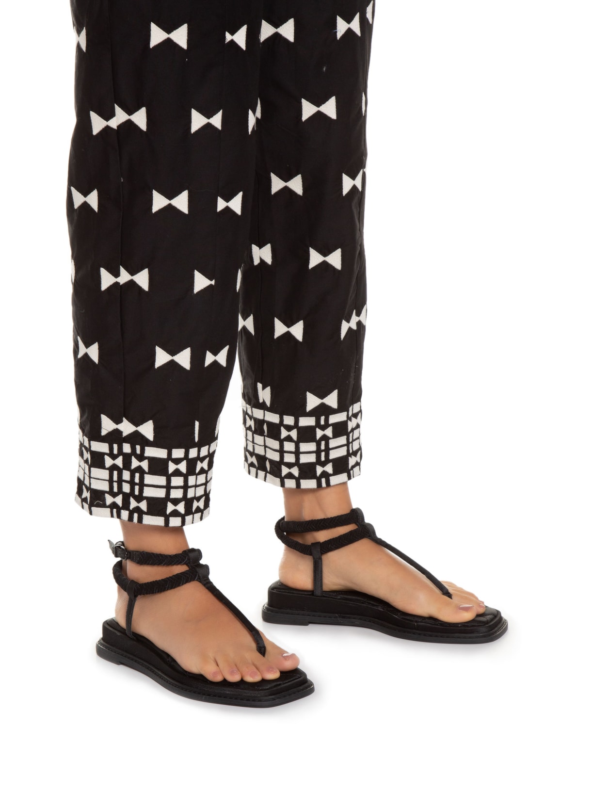 Calça Feminina Bordado Geométrico Preto Animale