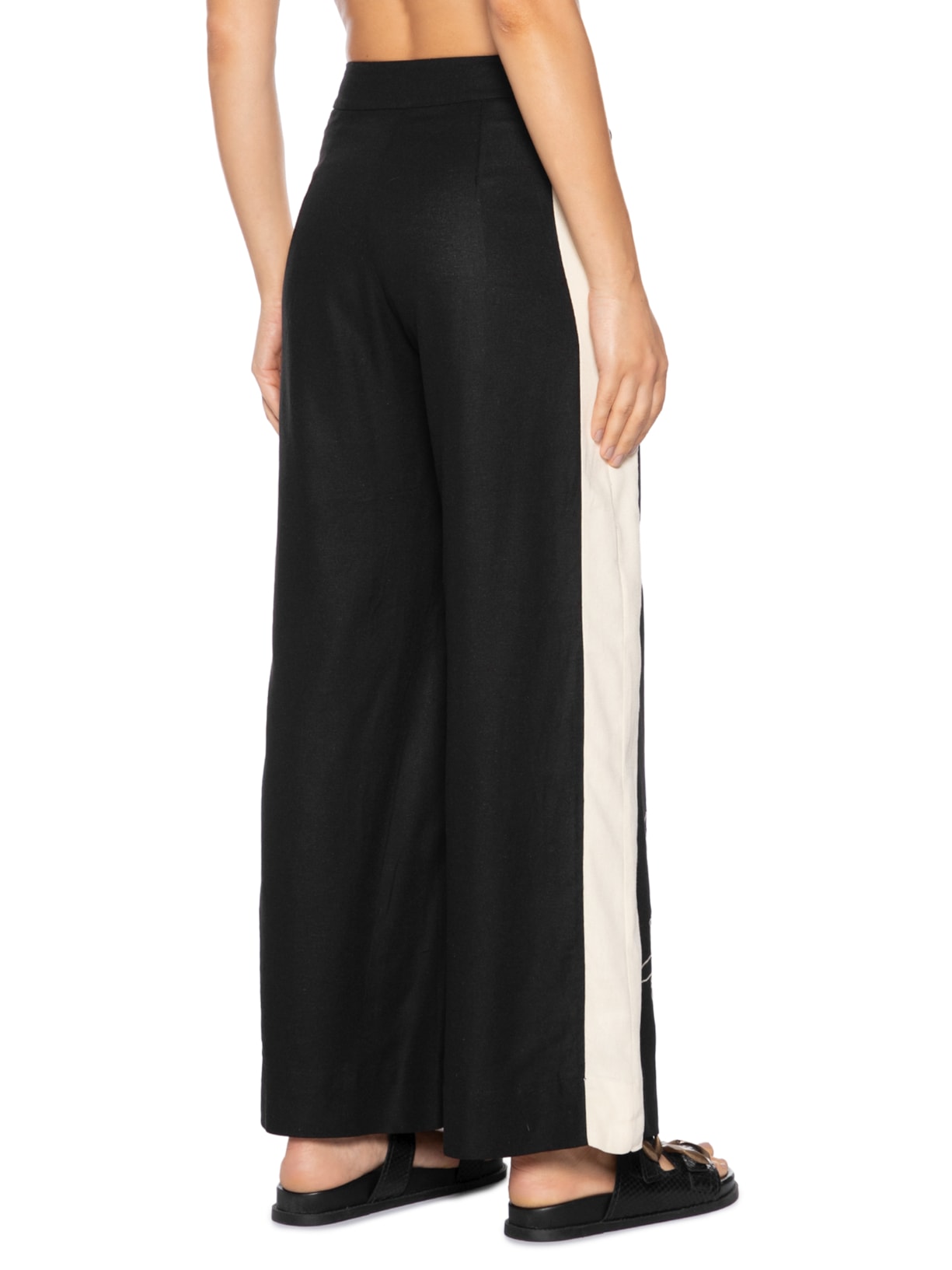 Calça Feminina Cropped Linho Bordado Floral Preto Dress To