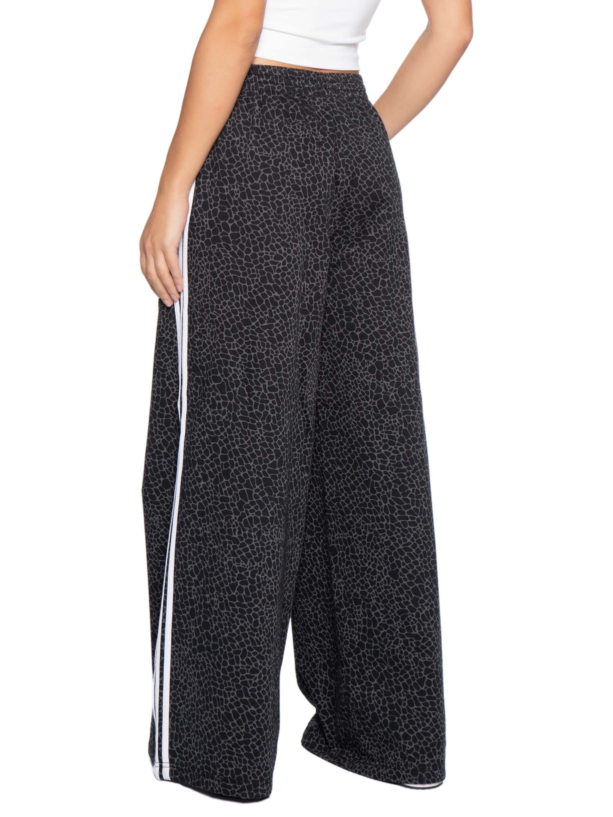 Calça Feminina Firebird Oversized Denim Pt Preto Adidas Originals