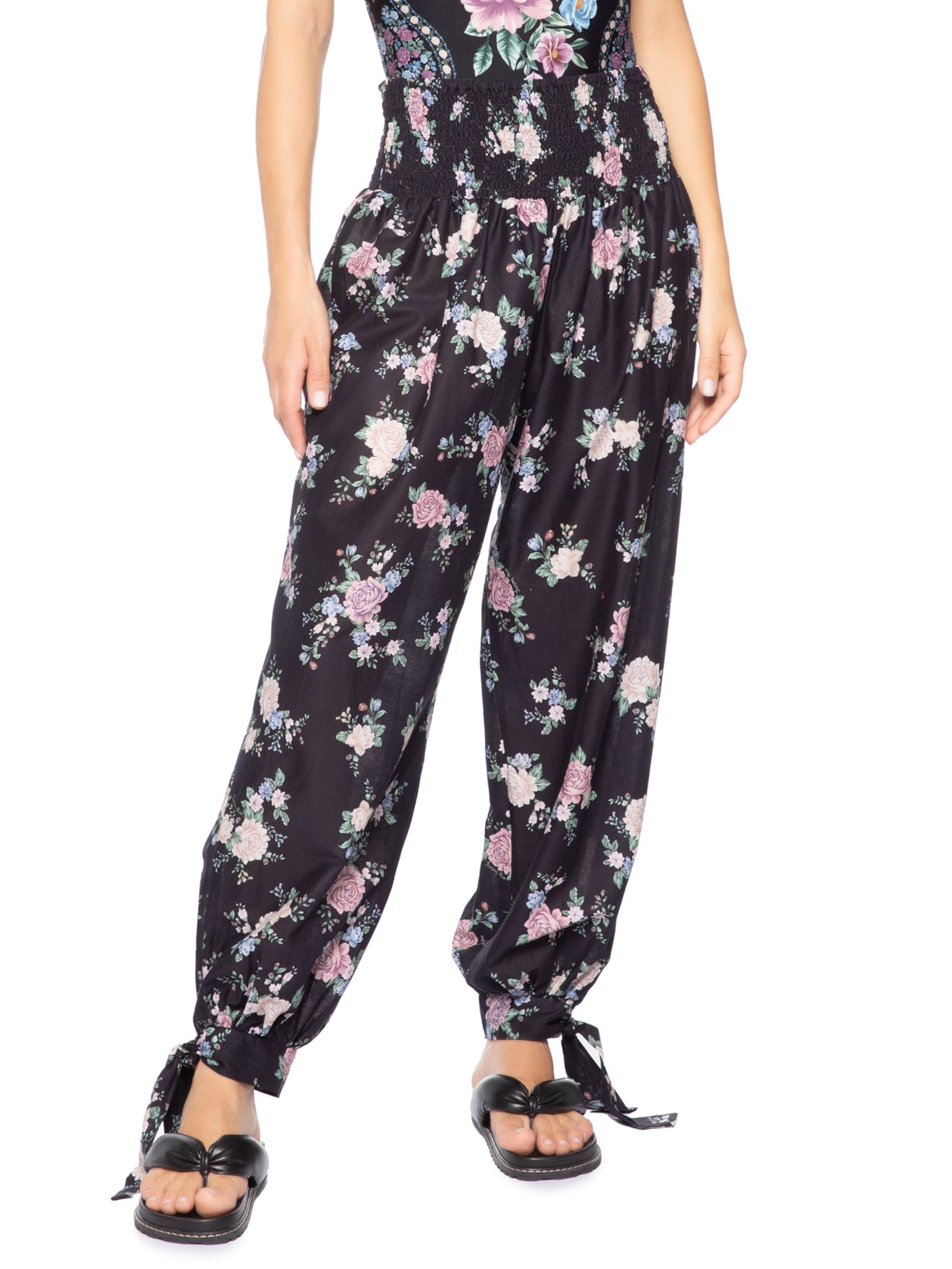 Calça Feminina Floral Romance – Preto Farm Praia
