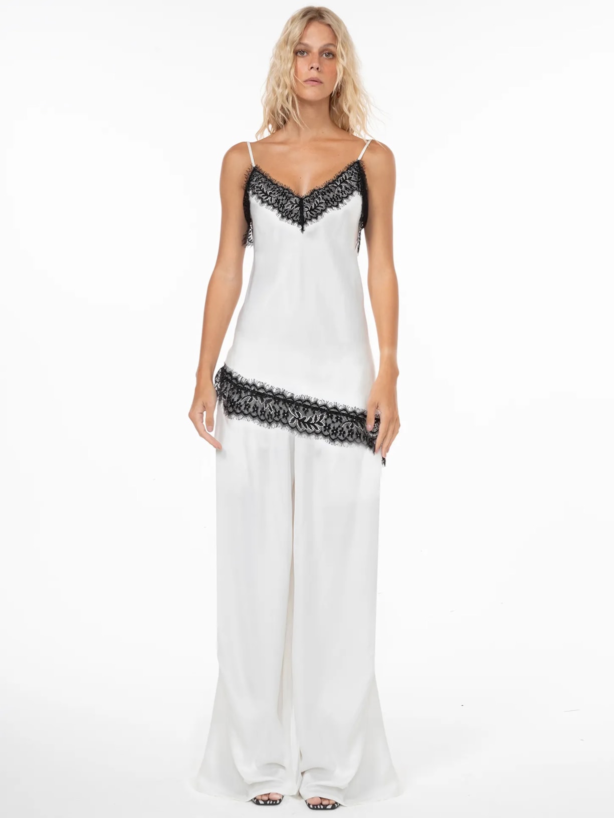 Calça Feminina Florence Branco Triya