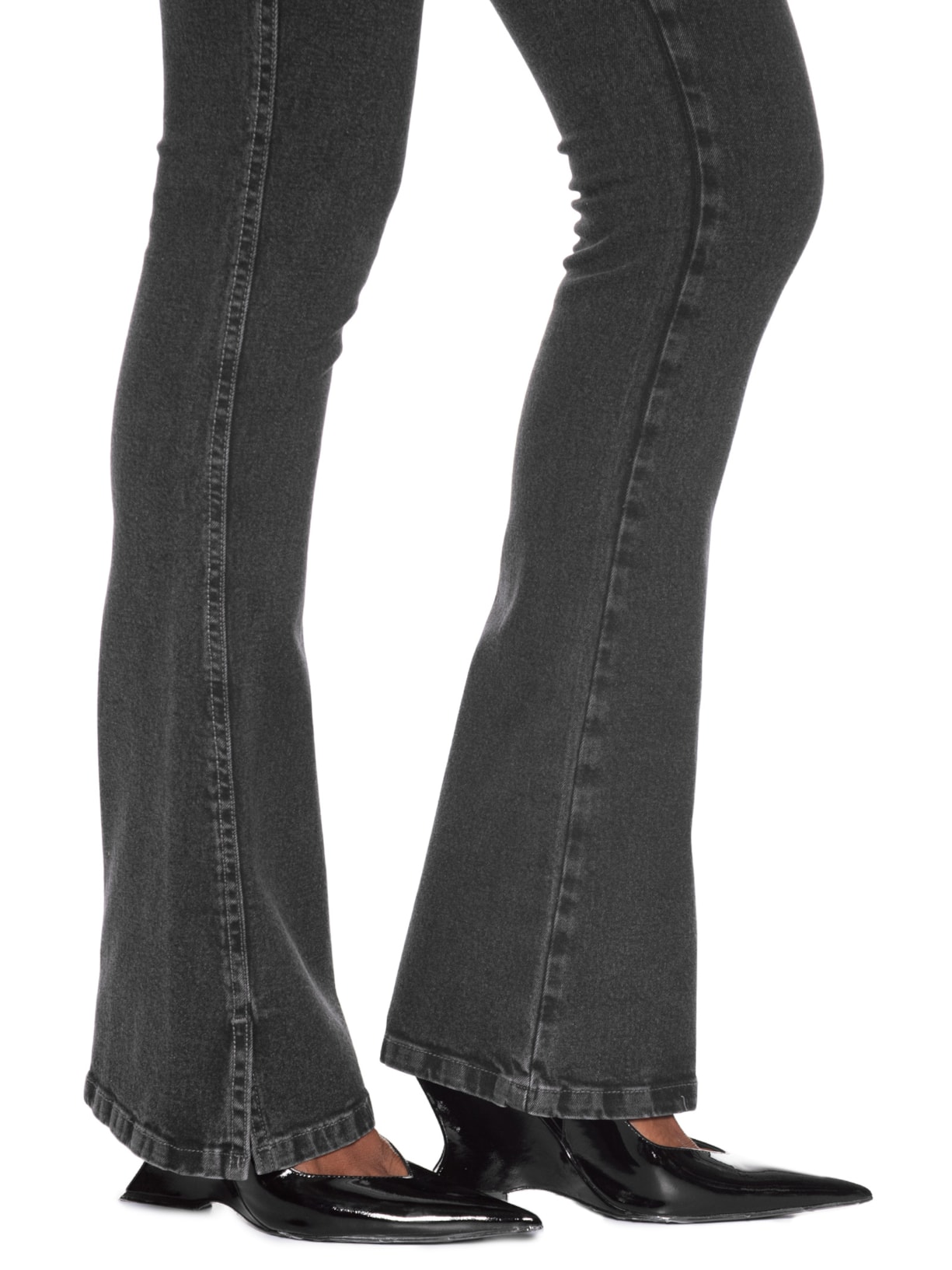 ?Calça Feminina Jeans Boot Basic Midi Preto Animale Jeans