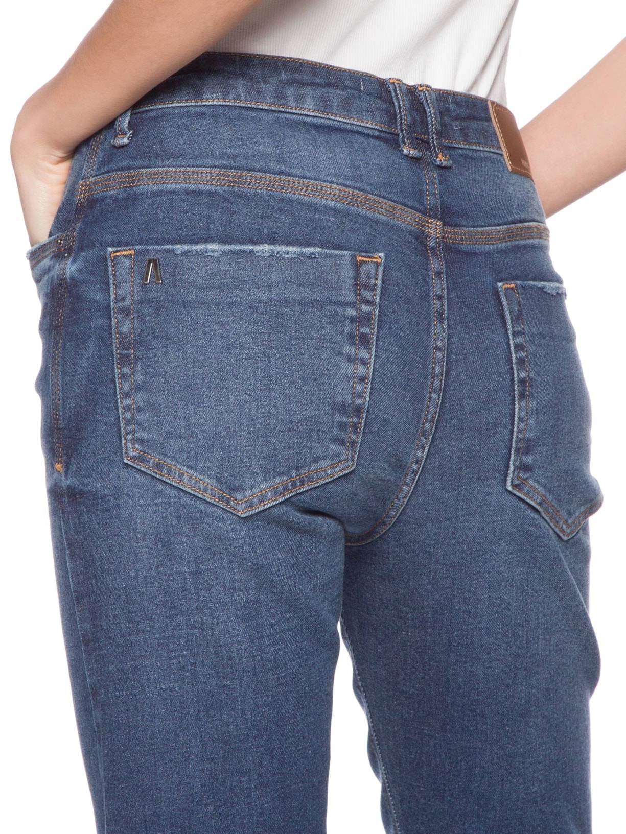 Calça Feminina Jeans Boot Vintage Barra a Fio Azul Animale Jeans