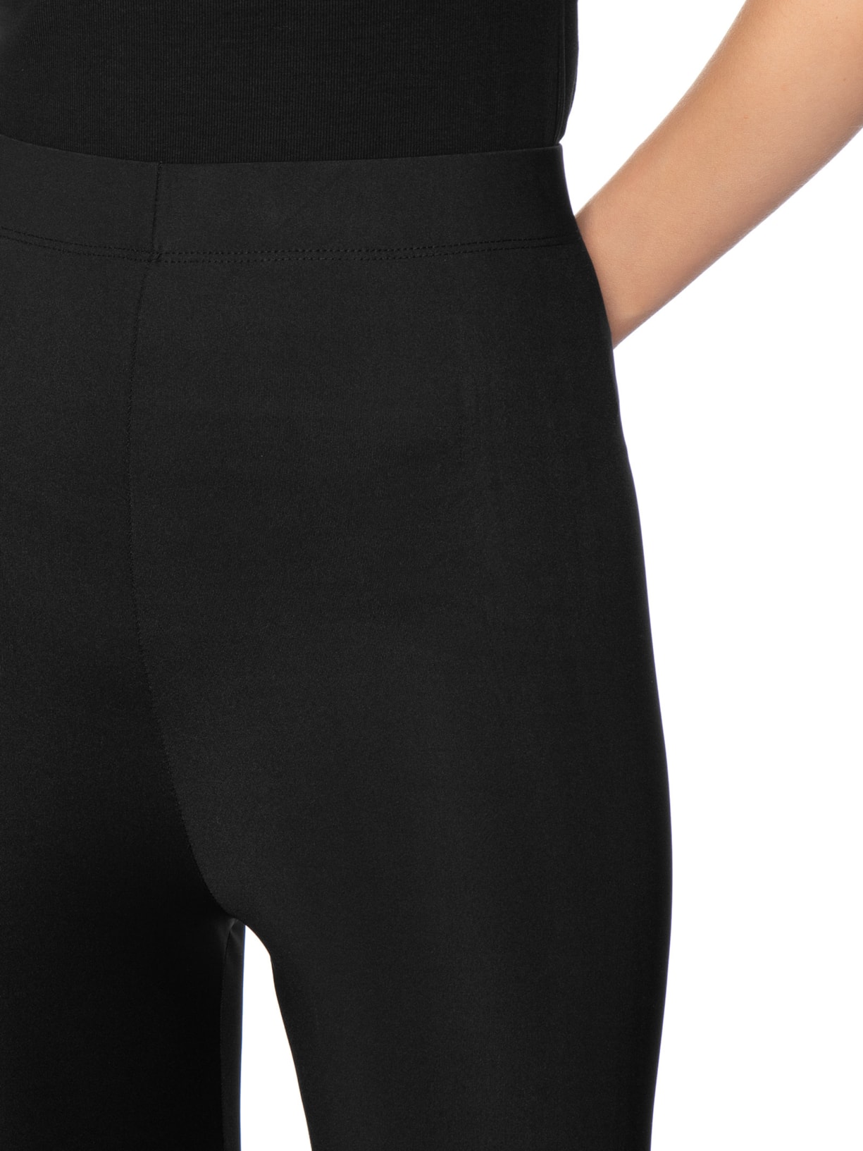 Calça Feminina Legging De Pezinho Preto '2Essential