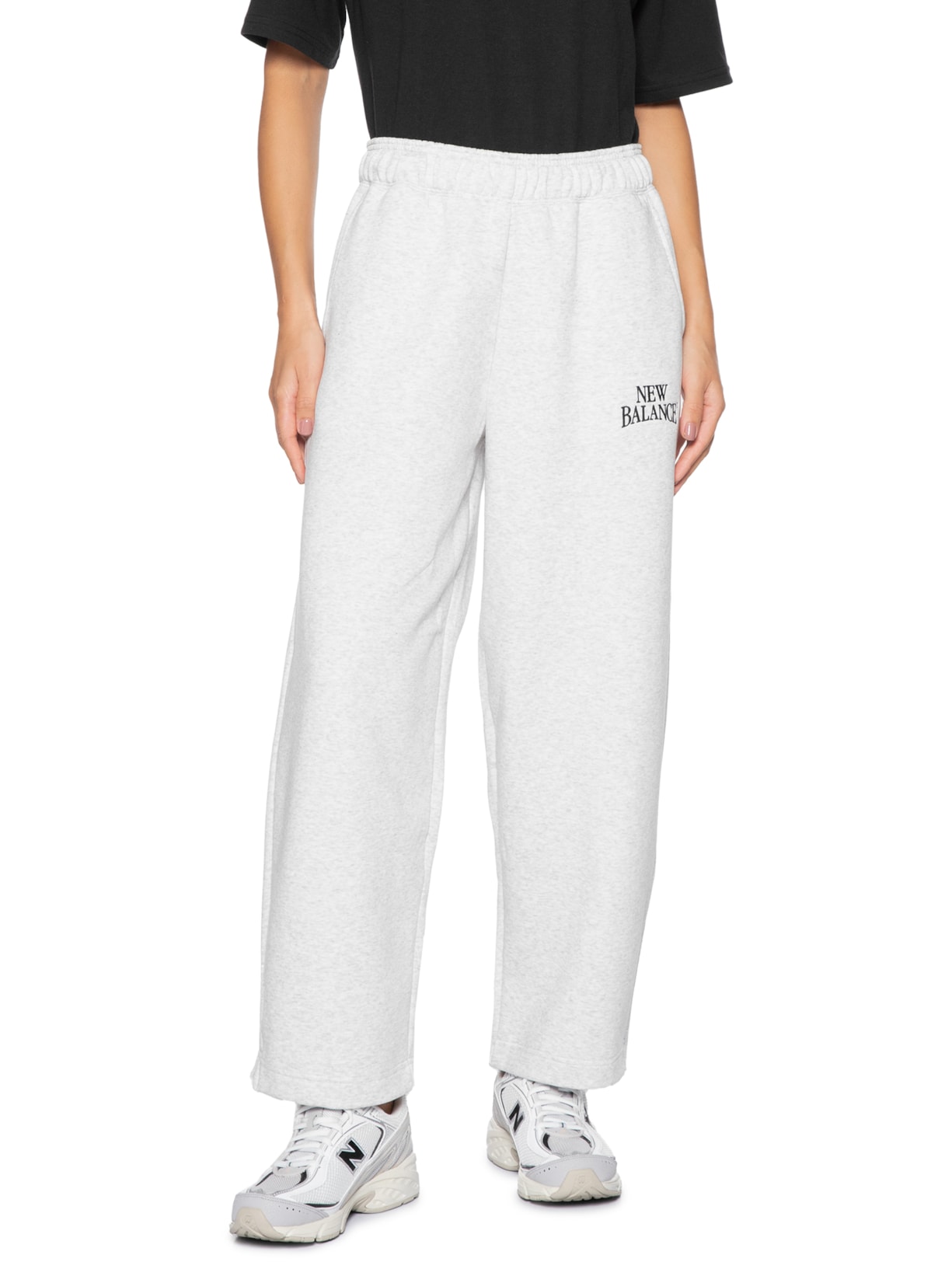 Calça Feminina Linear Heritage Barrel Sweat Cinza New Balance