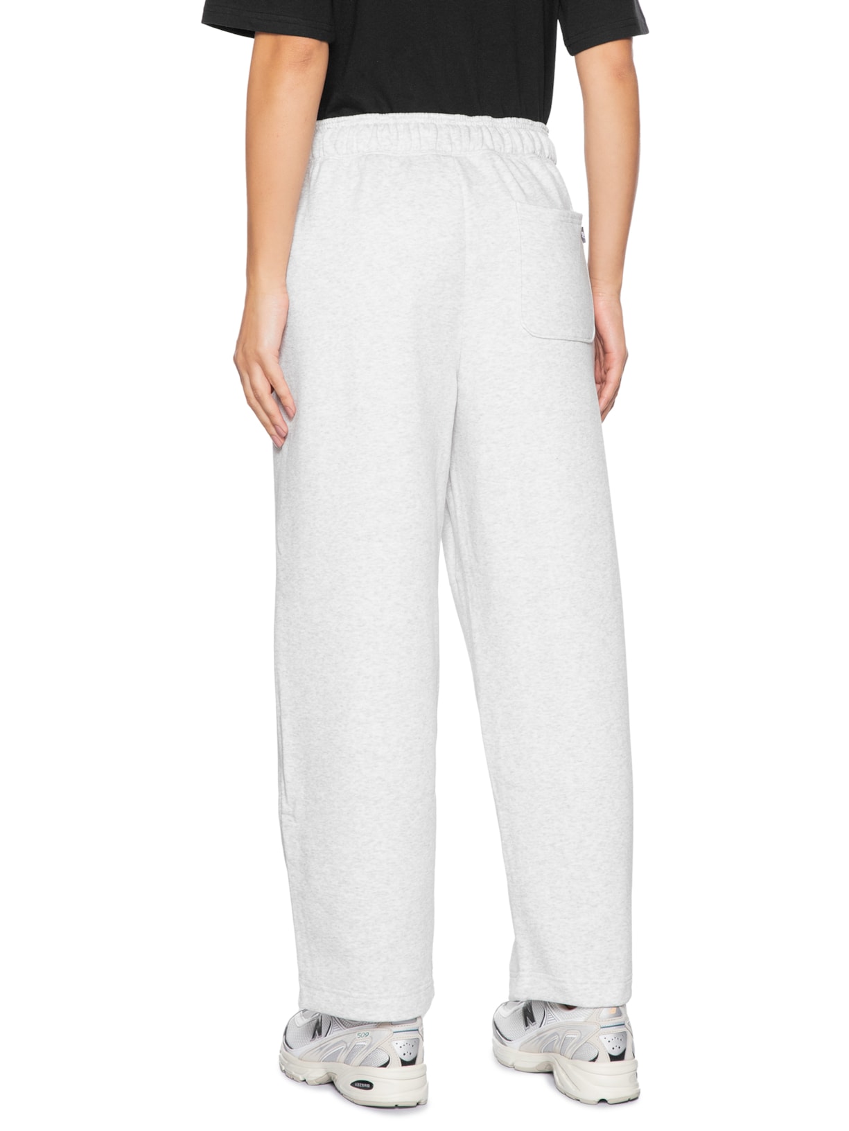 Calça Feminina Linear Heritage Barrel Sweat Cinza New Balance