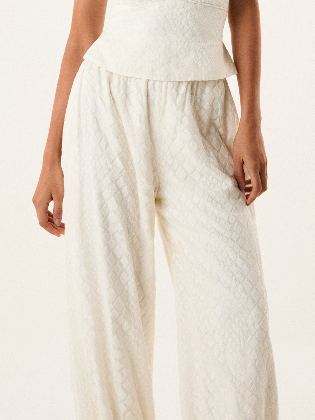 Calça Feminina Naylah – Off White Vix