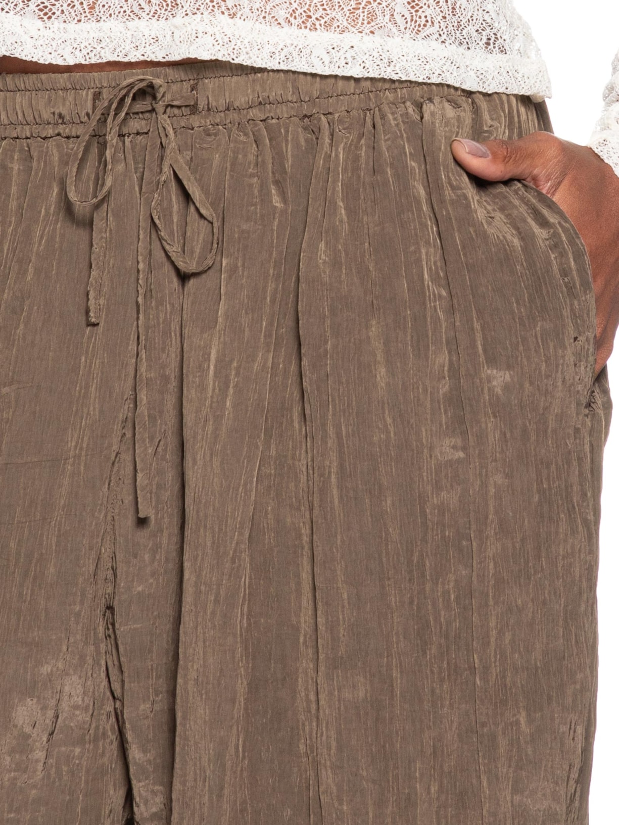 Calça Feminina Over Franzida Marrom Farm