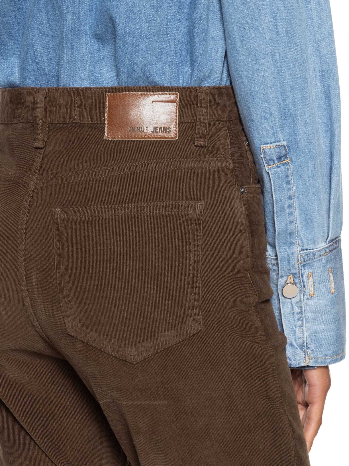 Calça Feminina Sarja Boot High Veludo Marrom Animale Jeans