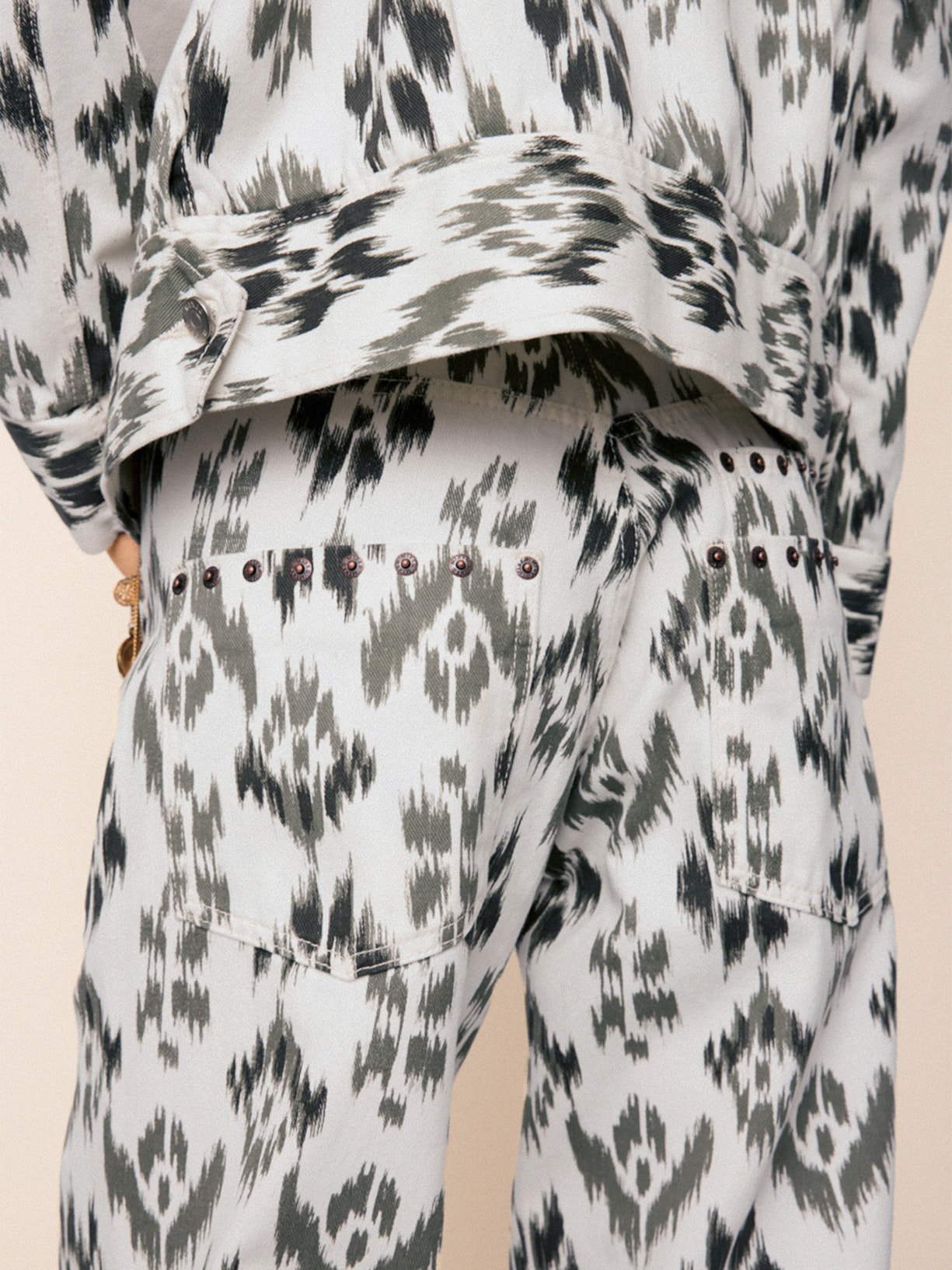 Calça Feminina Sarja Johdpur Branco Mixed