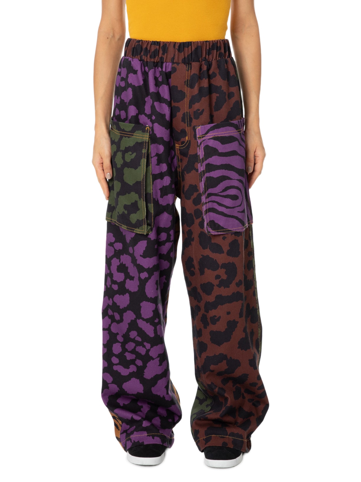 Calça Feminina Sarja Patch Selvatica Preto  Farm