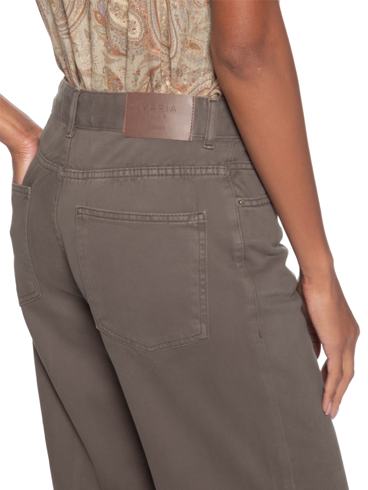 Calça Feminina Sarja Wide Estonada Nervura Marrom Maria Filó