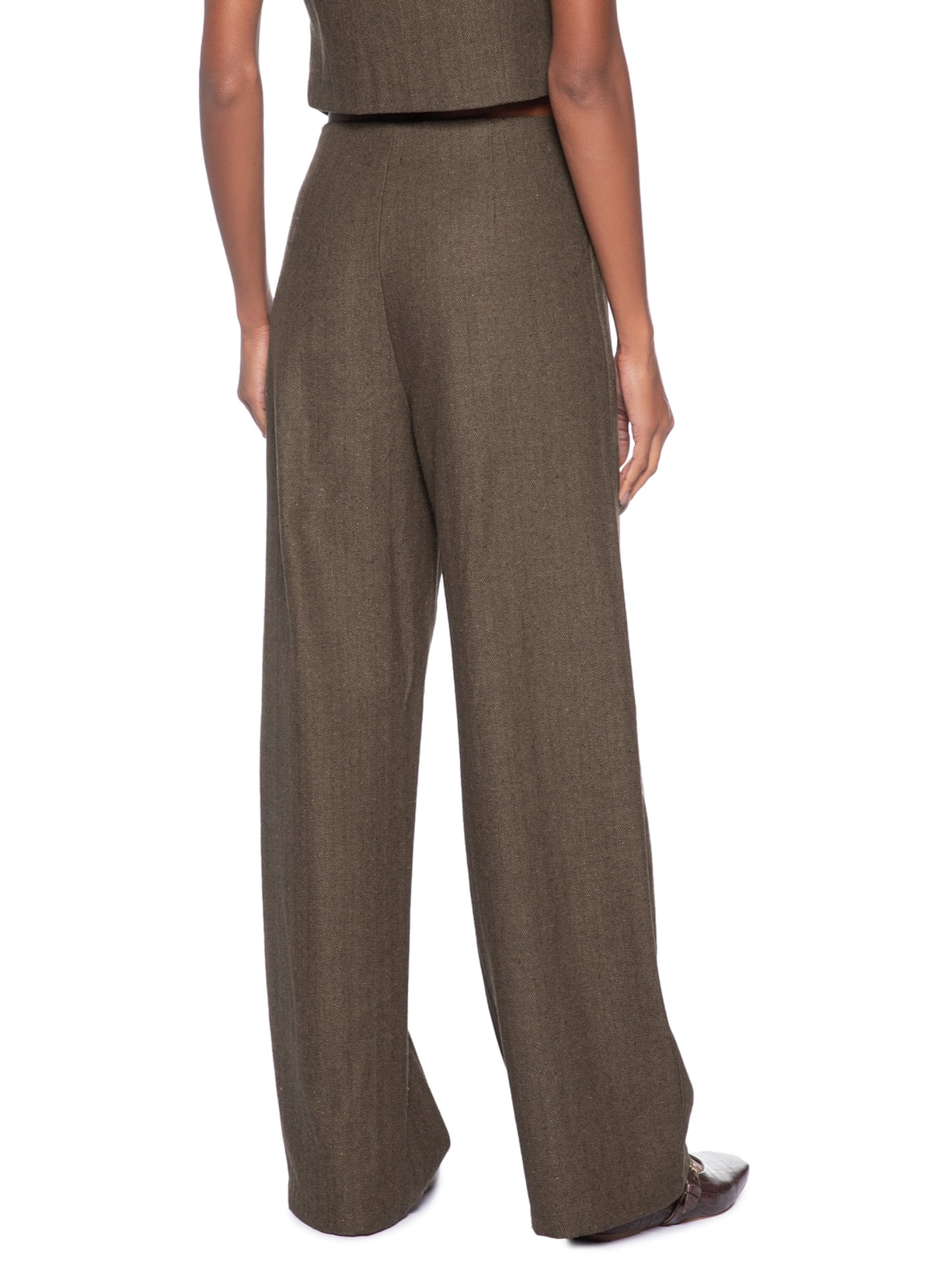 Calça Feminina Slim Com Bolso Frontal Marrom Basiq