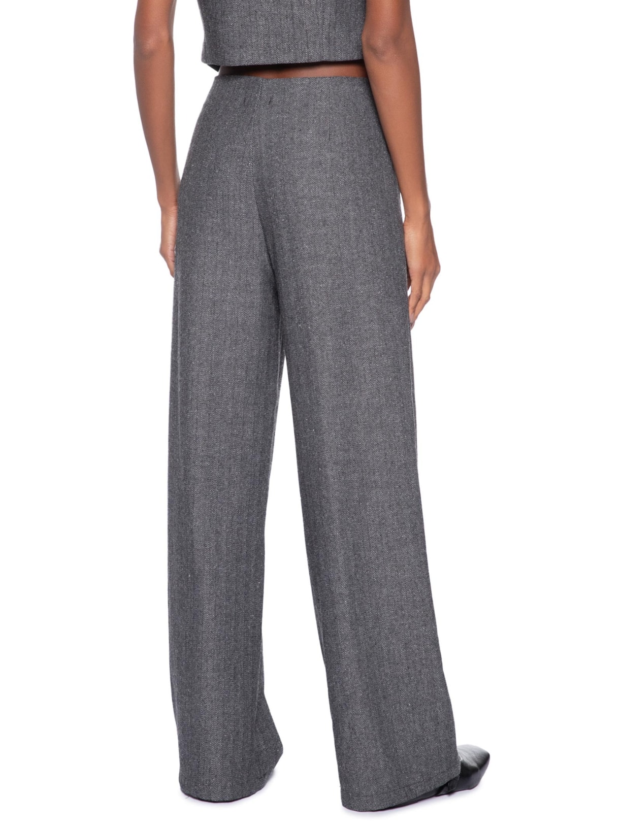 Calça Feminina Slim Com Bolso Frontal Preto Basiq