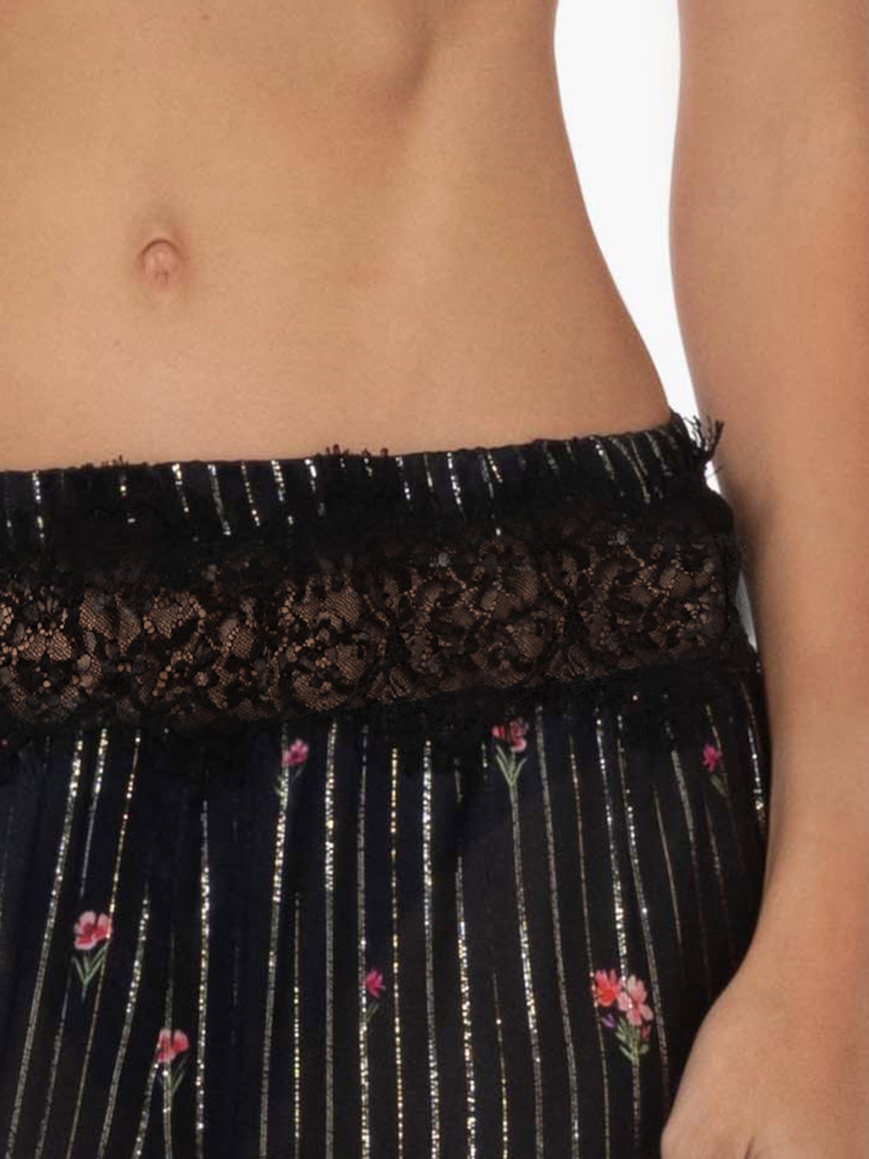 Calça Feminina Stela Preto Triya