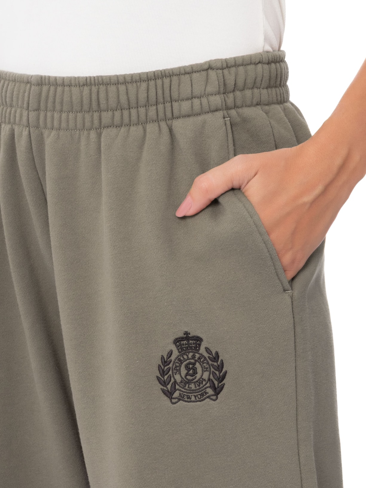 Calça Feminina Sweatpant NY Crest Embroidered Wide Marrom Sporty & Rich