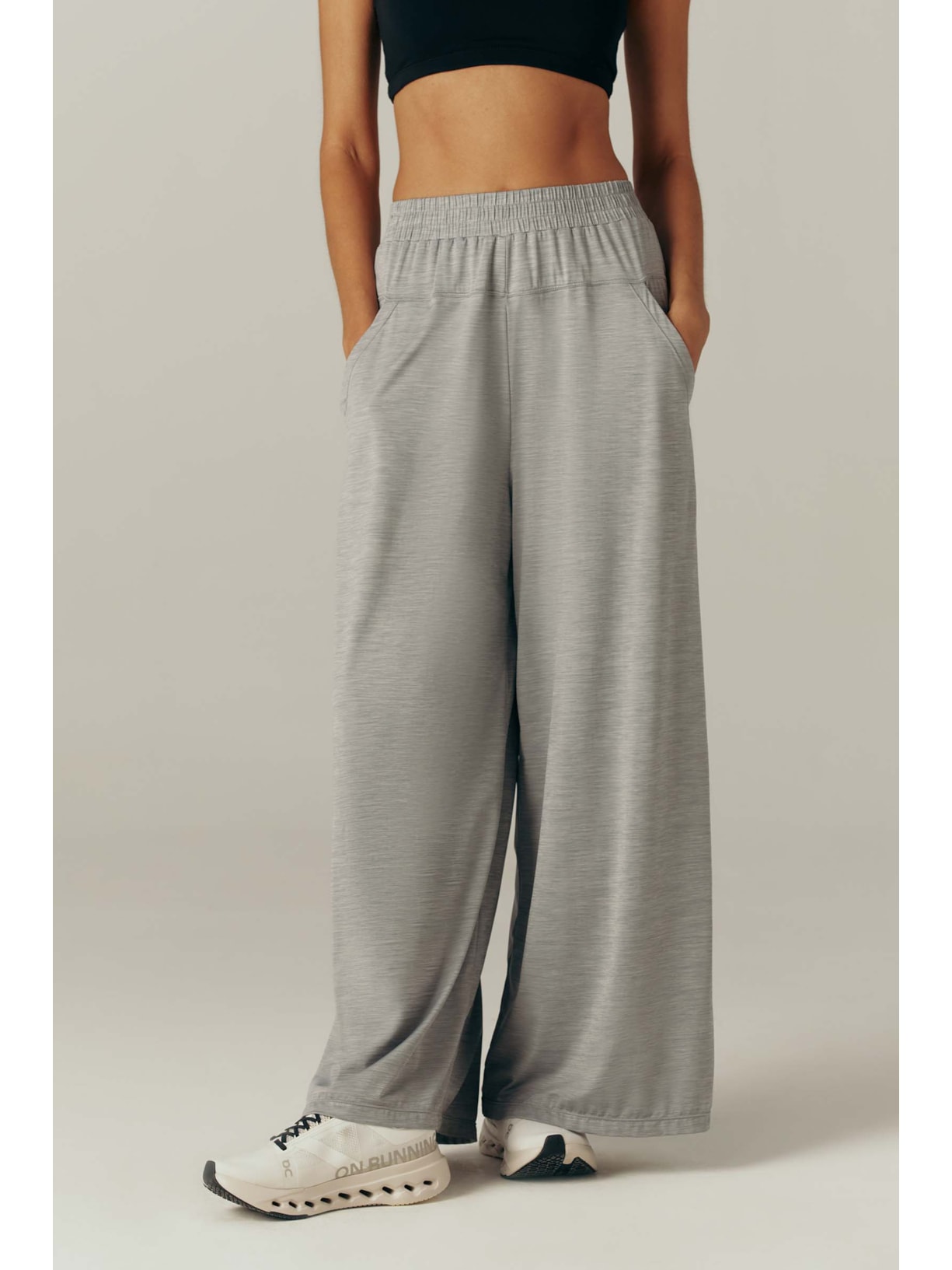 Calça Fitness Pantalona Cinza Claro Alba II Yogini