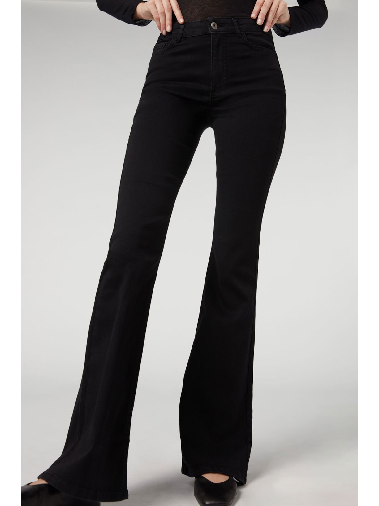 Calça Jeans Flare Preto1