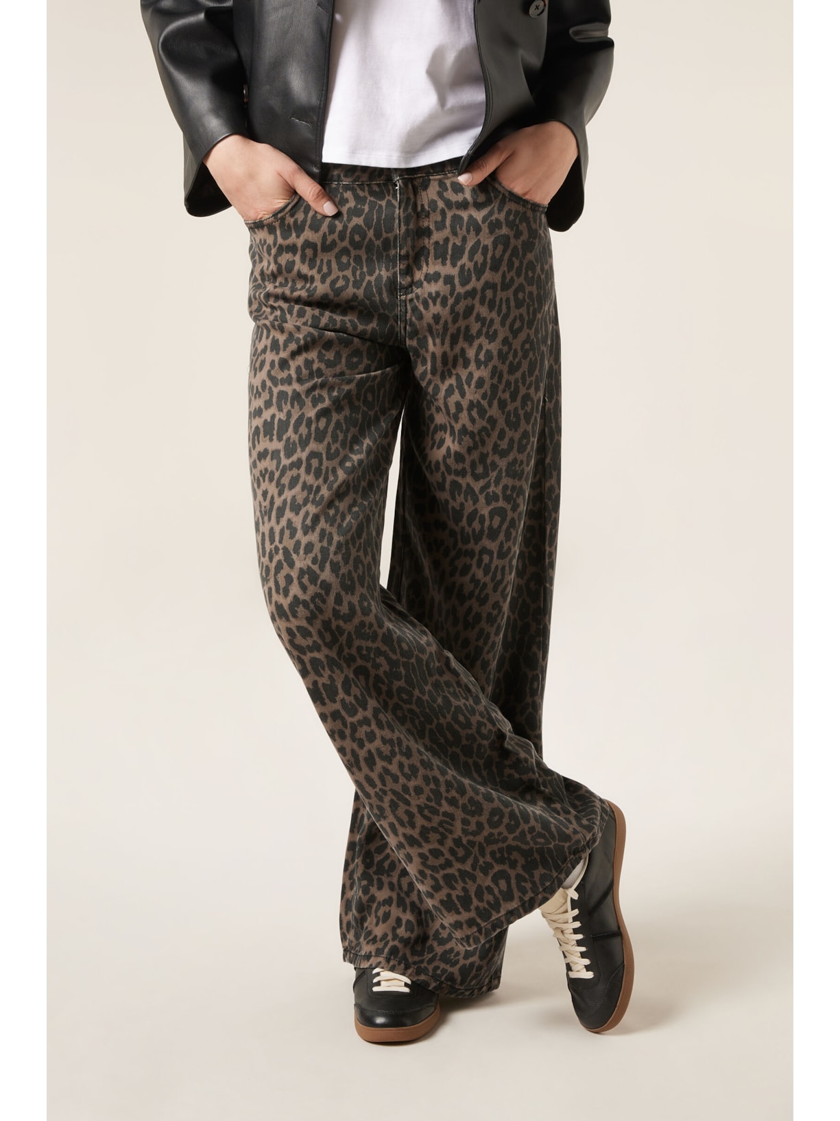 Calça Jeans Pantalona Ultra Soft Marrom Calzedonia