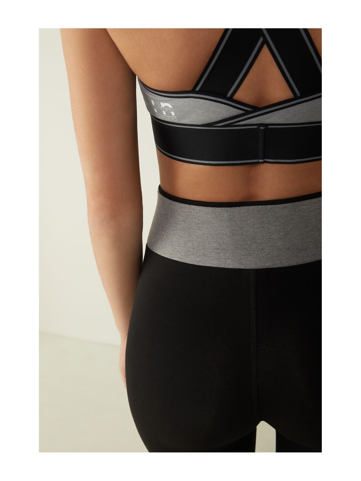 Calça Legging Capri In Action Em Algodão Orgânico Preto Intimissimi