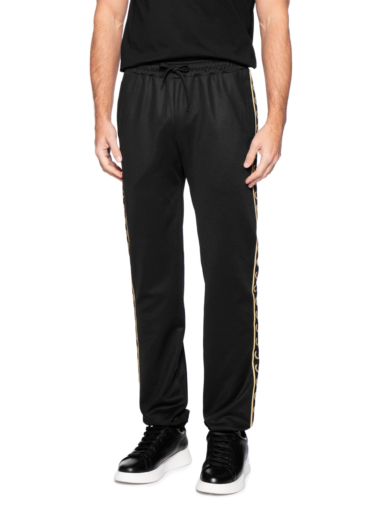 Calça Masculina Esportiva Jogger Detalhe Faixa Contrastante – Preto Fred Perry