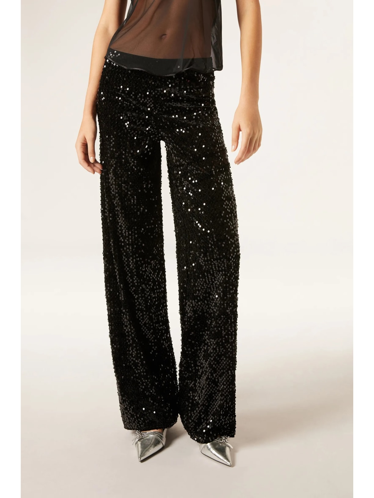 Calça Pantalona Em Veludo e Paetê Preto Calzedonia