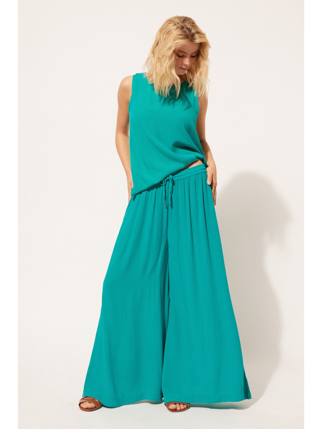 Calça Pantalona Em Viscose Verde Calzedonia