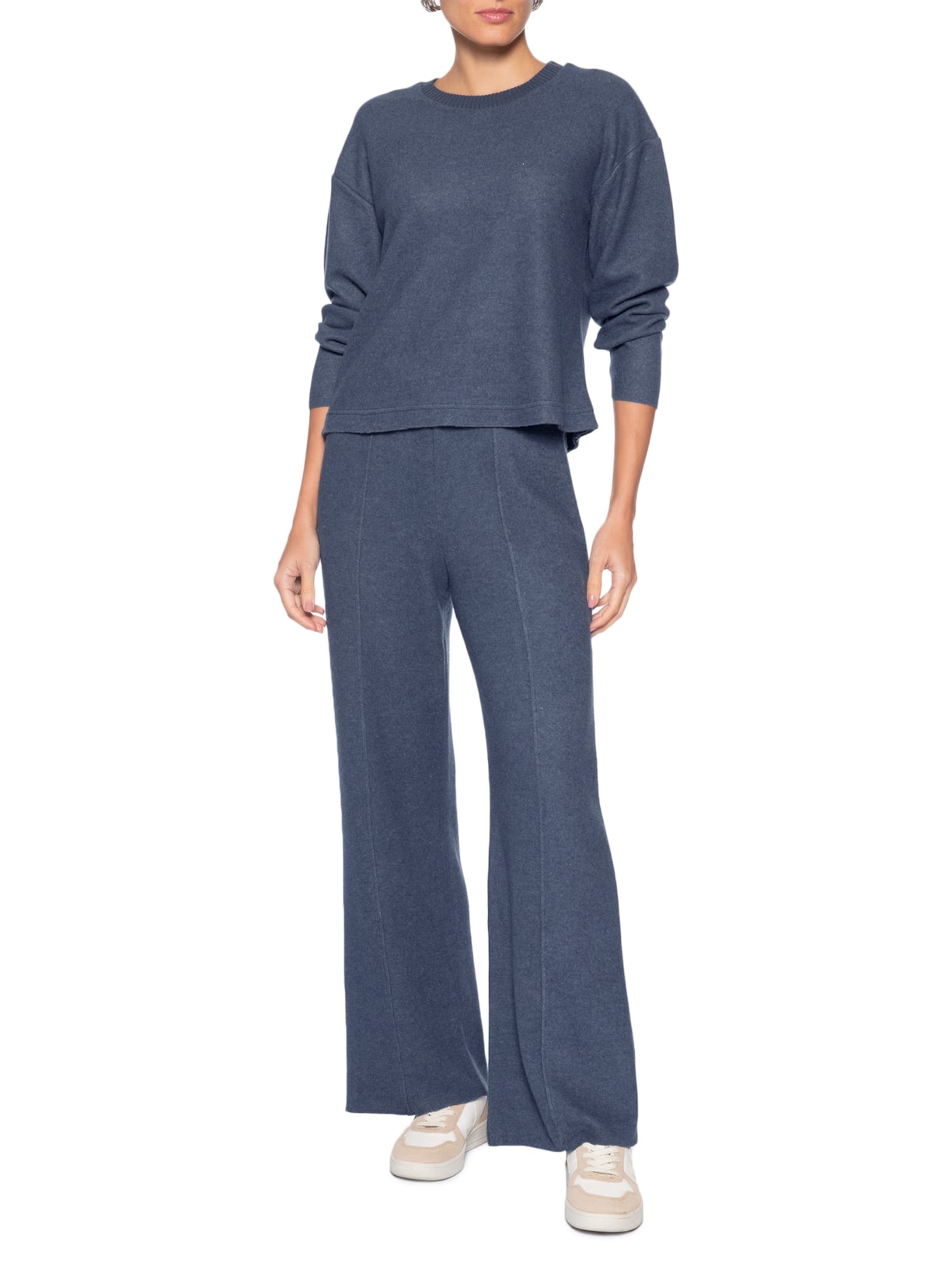 Calça Reta em Malha Tricot com Nervura Feminina – Azul Basiq