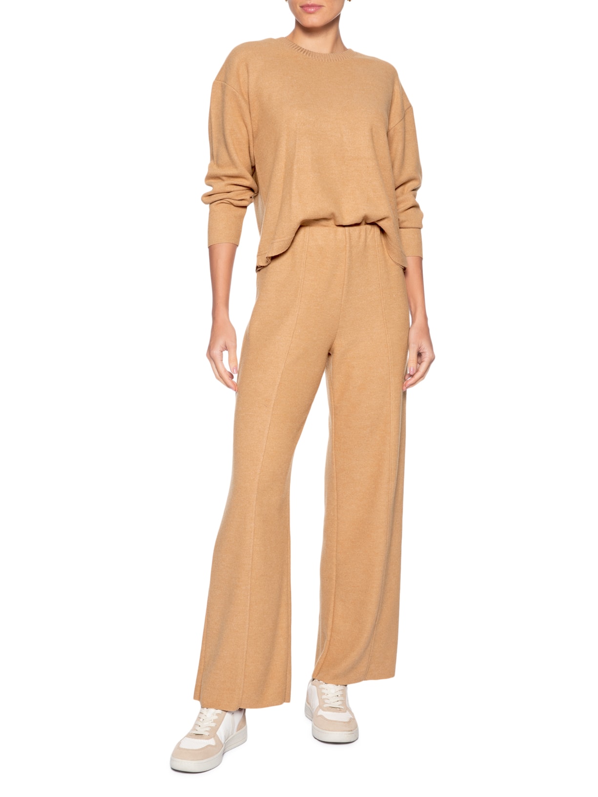 Calça Reta em Malha Tricot com Nervura Feminina – Bege Basiq