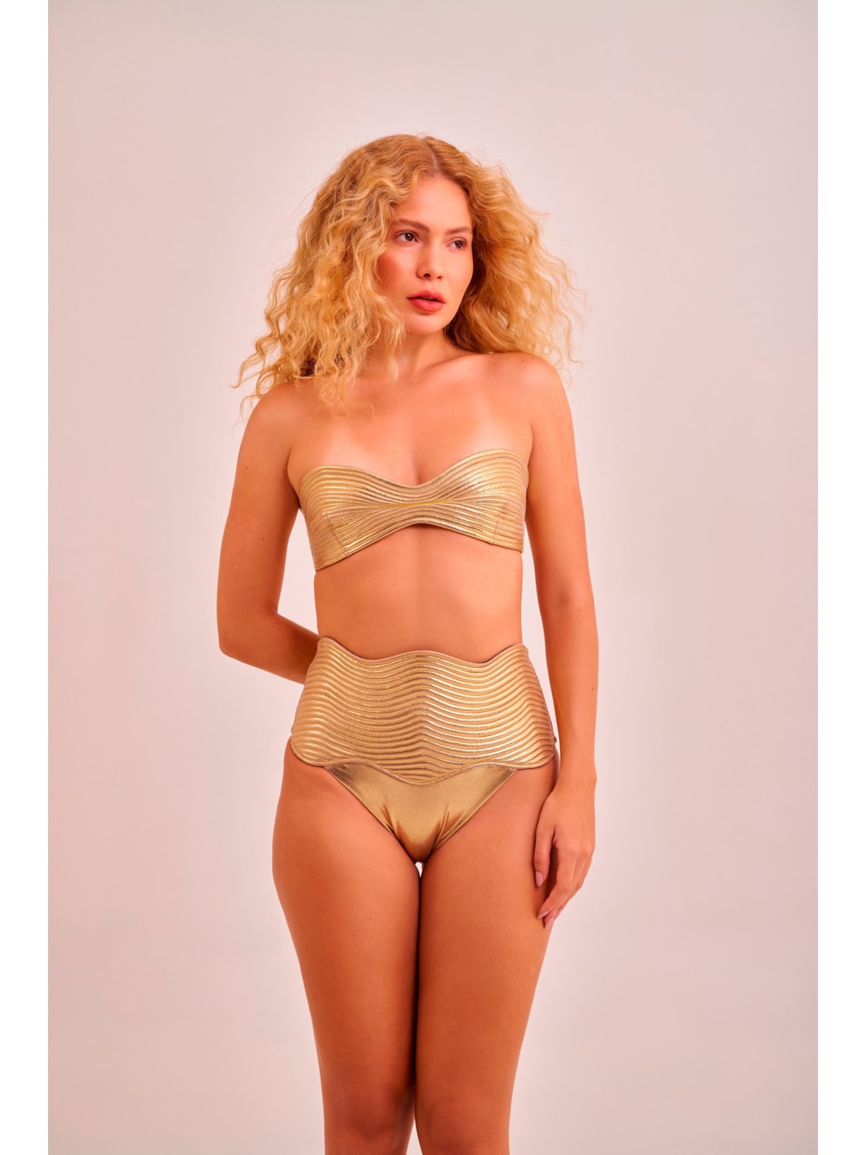 calcinha biquíni Hot Pant Stella Ouro Suntime