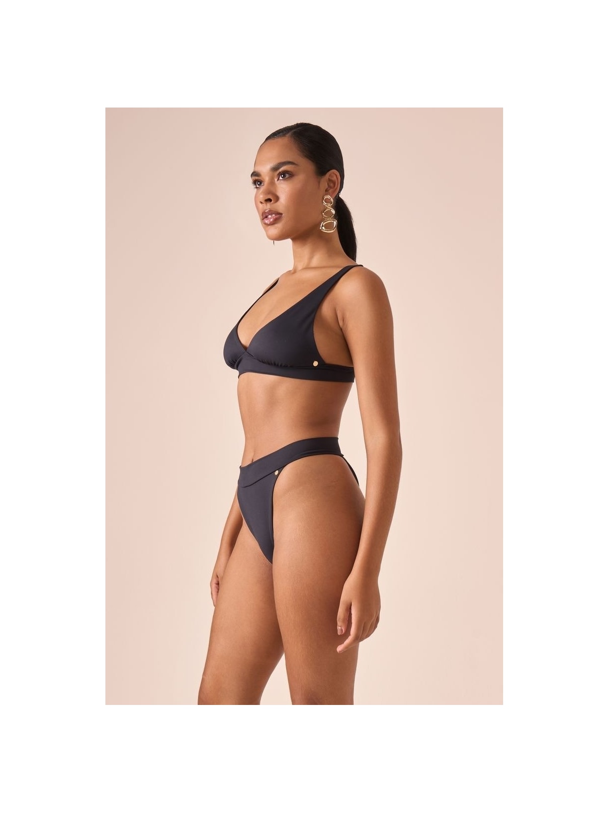 calcinha biquíni Midi Lari Corpo Preto Suntime