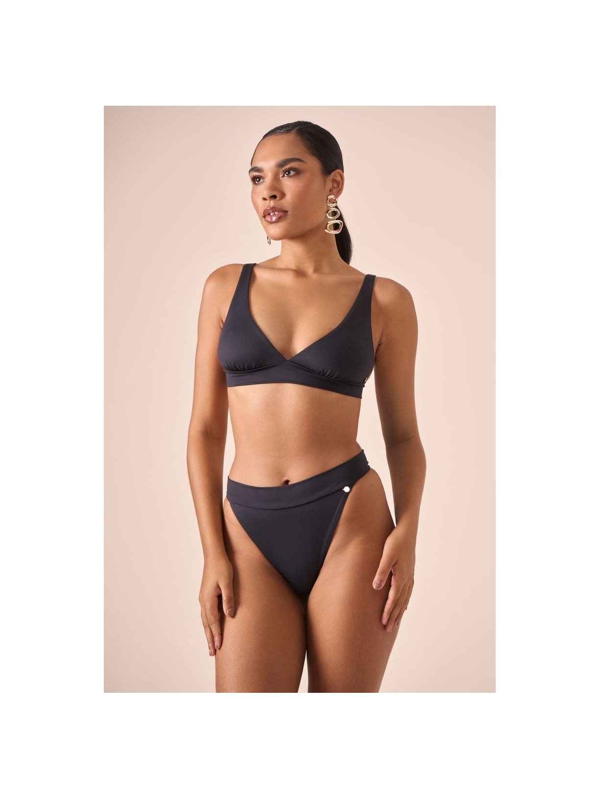 calcinha biquíni Midi Lari Corpo Preto Suntime