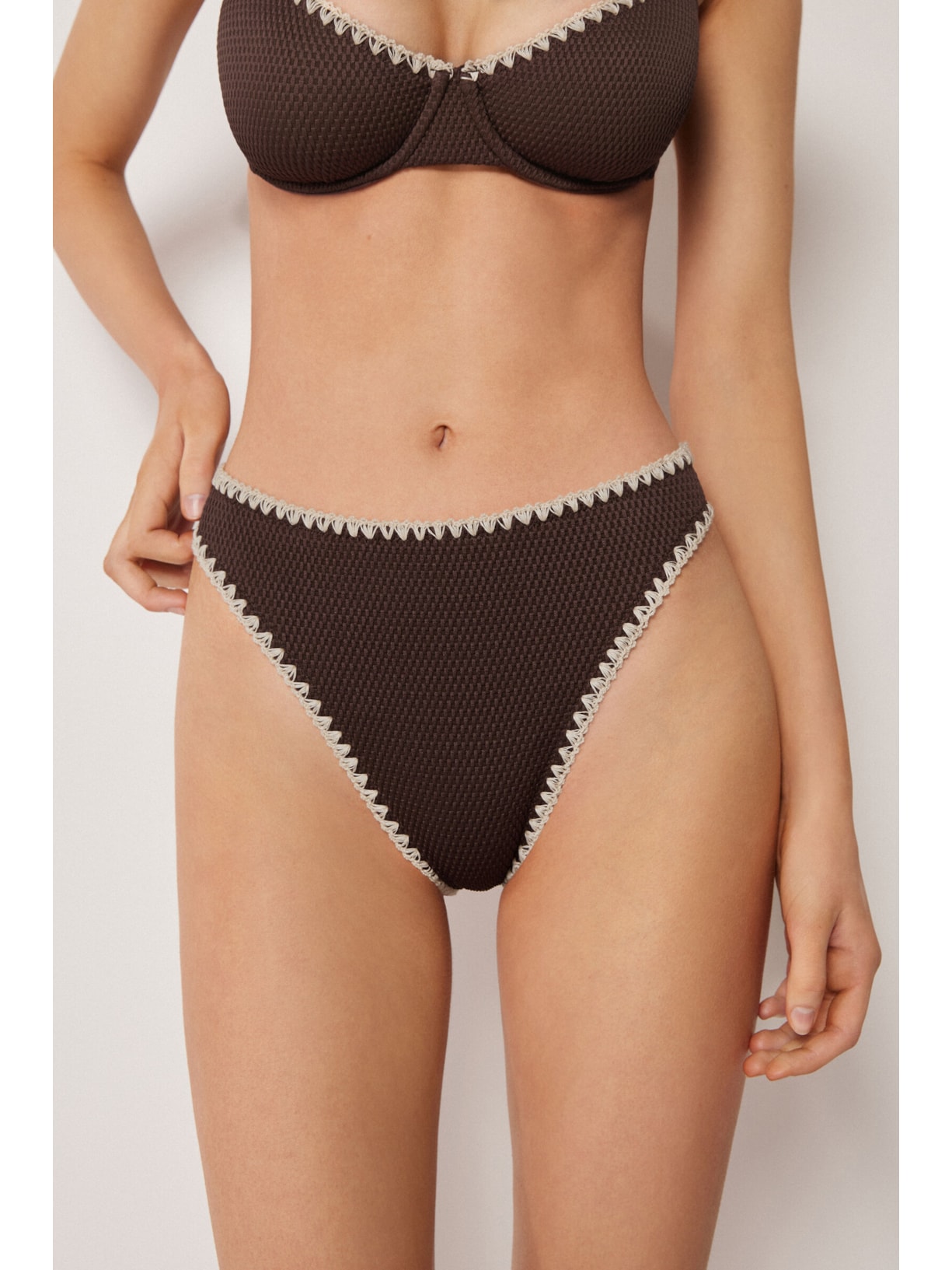 Calcinha Brasileira De Cintura Alta Bicolor Embroidery Marrom Calzedonia