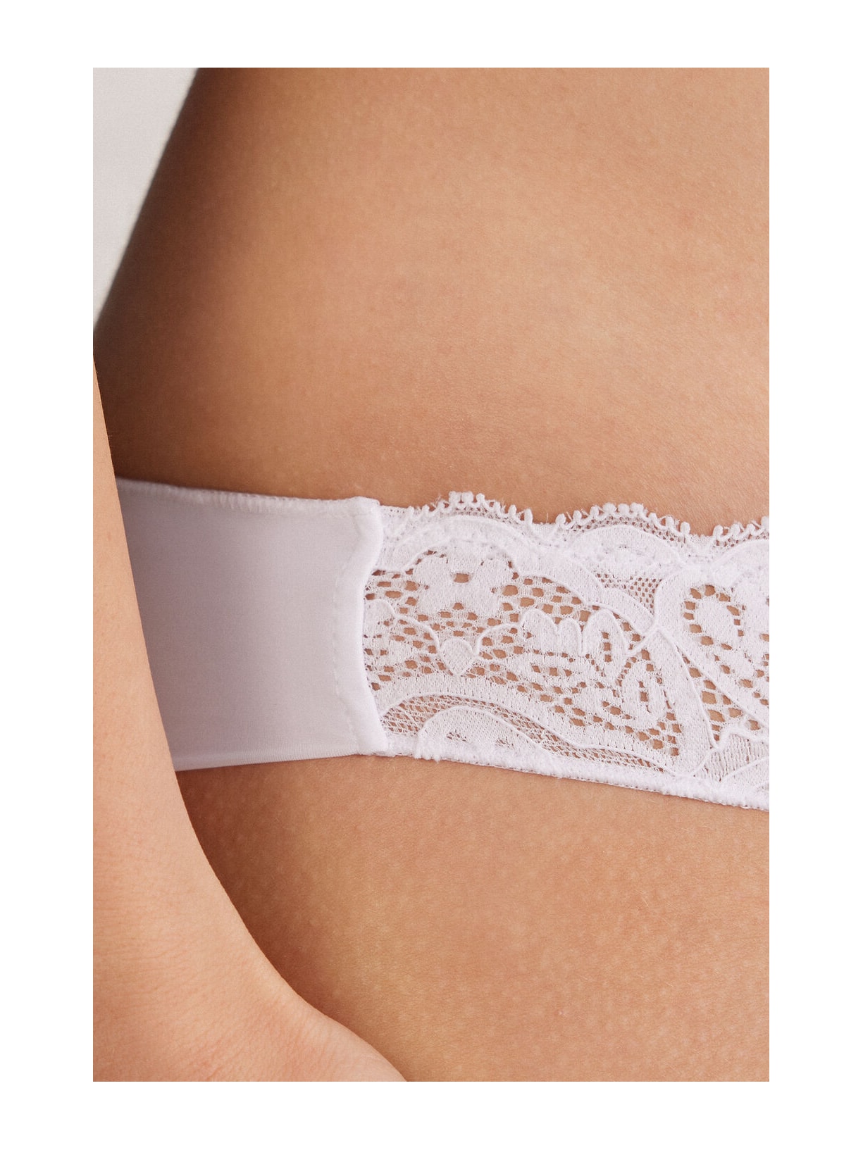 Calcinha Brasileira Em Renda e Microfibra Branco Intimissimi